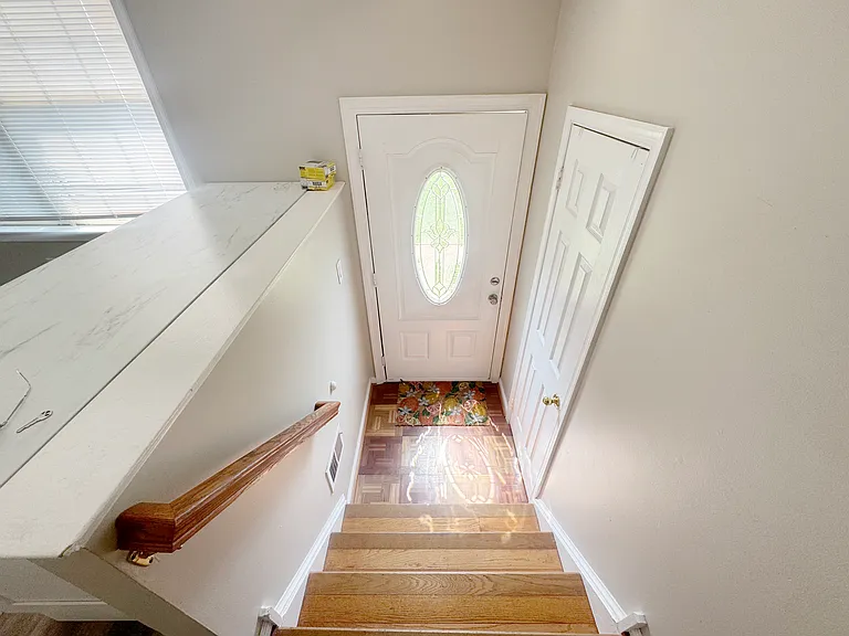 7419 Courtland Cir — Photo 4