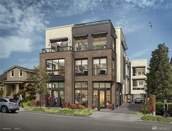 Modern built green townhome, built in 2016. Floor to ceiling
