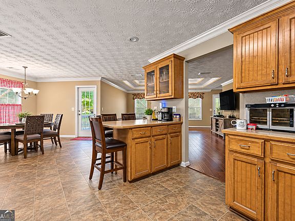 3rd image of 105 Stewart Hollow Ln