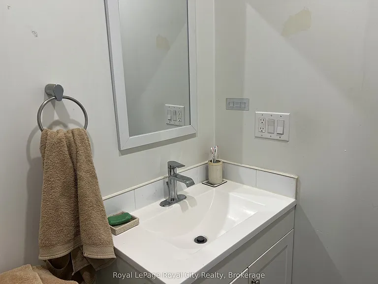 71 Victoria St #303 — Photo 14