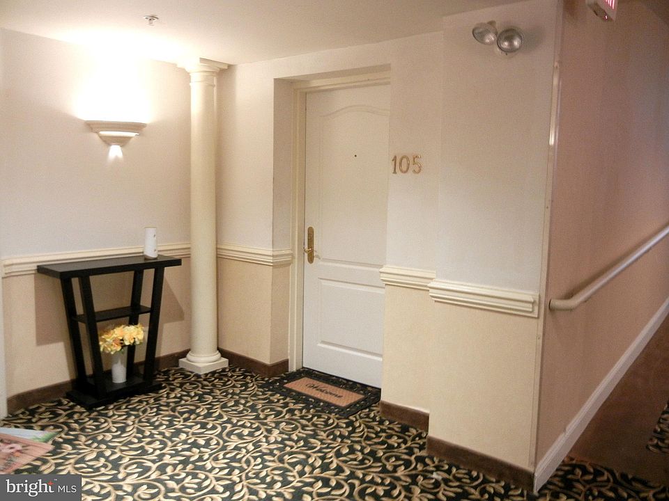 Silver Lake Academy House Condominiums 100 Aura Rd Clayton NJ Zillow