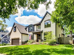 4620 Elm St, Downers Grove, IL 60515