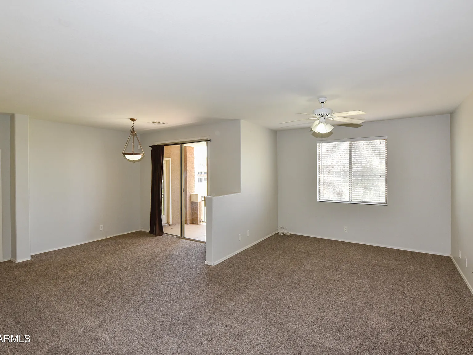 2 bed, 2.0 bath, 1295 sqft, $1,725 — Photo 3