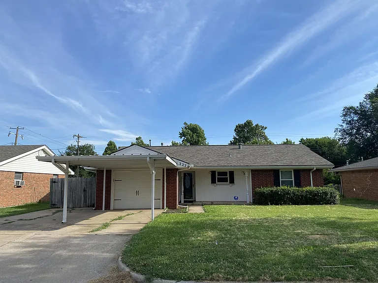227 W Ridge Rd — Photo 1