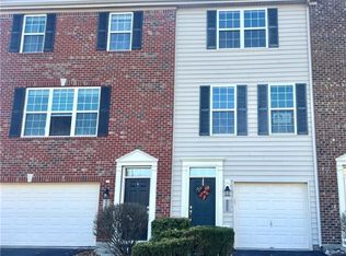 9555 Tahoe Dr, Dayton, OH 45458
