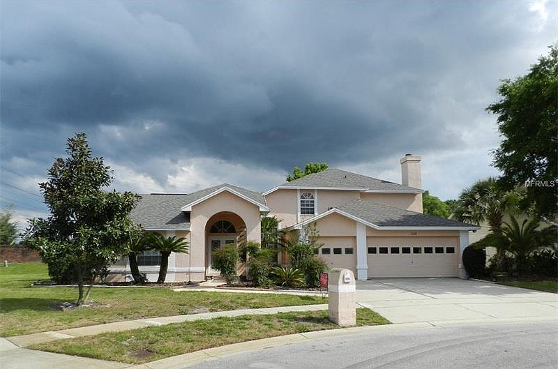 2nd image of 2109 Amador Pl