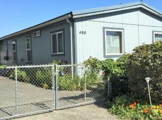 400 Smith Dr, Brookings, OR 97415