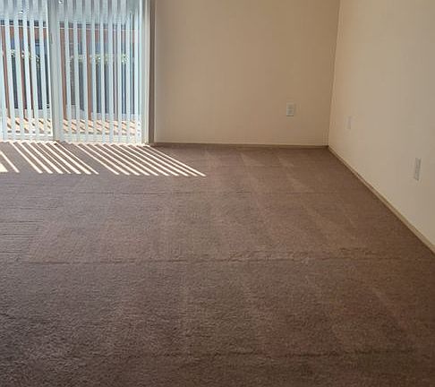 2nd image of 430 Brittany Way NE #369-441