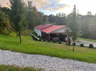 7818 Mountain Rd, Cedar Bluff, VA 24609