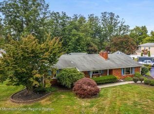 278 Edgebrook Rd, Robbinsville, NJ 08691