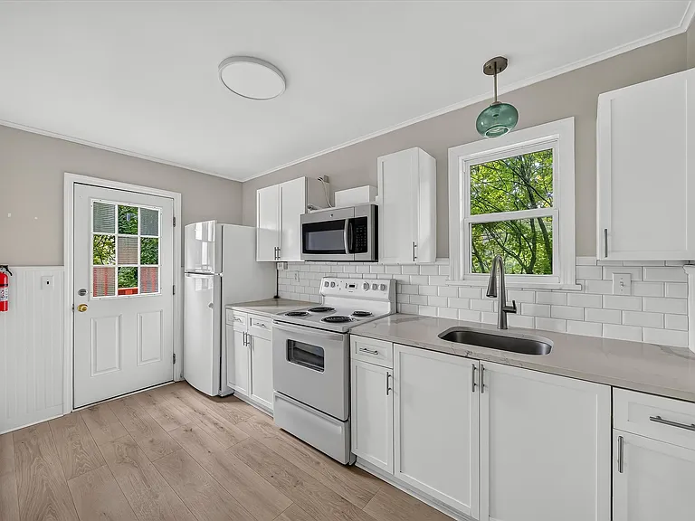 64 Orrs Mills Rd #B — Photo 2