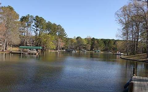 1st image of 109 W River Bend Dr