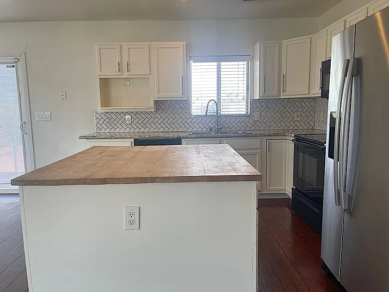 102 Copper St — Photo 27