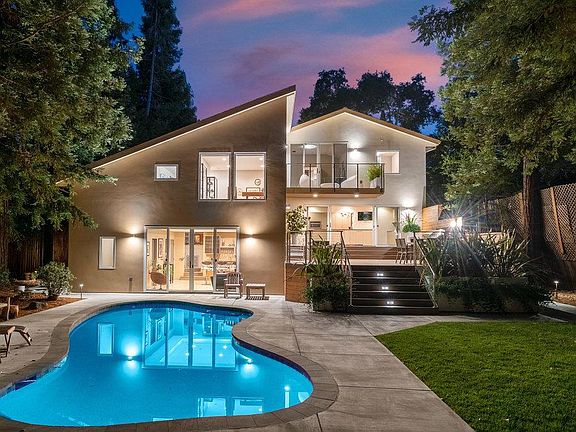 2nd image of 18051 Saratoga Los Gatos Rd