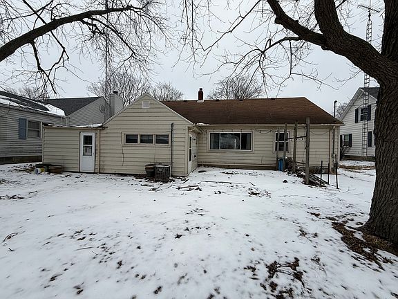 2nd image of 212 W McKinley Ave