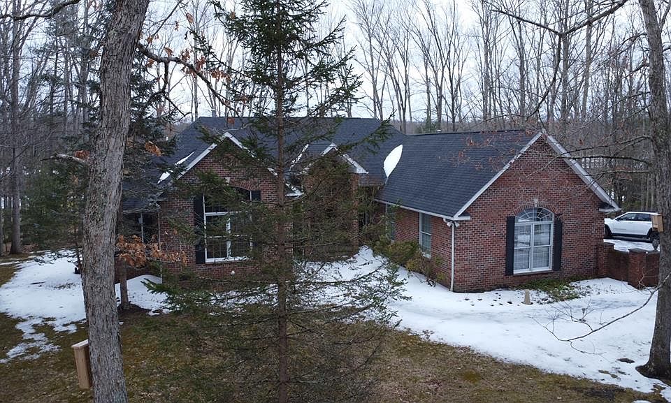 1st image of 1036 Lake Dr