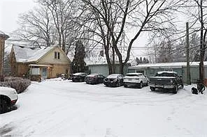 960 Richmond St — Photo 16