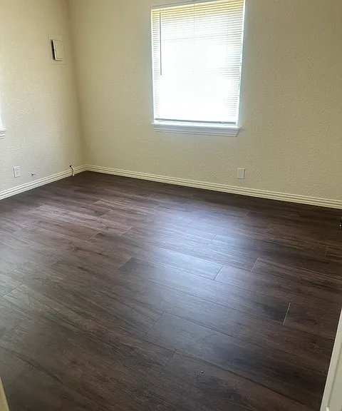 106 Tipton St — Photo 6