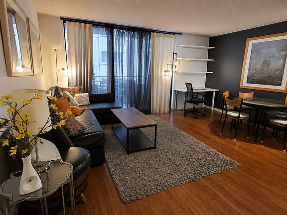 3rd image of 2141 P St NW APT 409