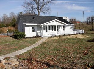 1295 Zion Ridge Rd, Loudon, TN 37774