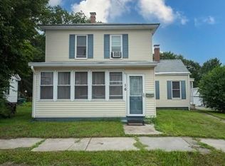 16 Auburn St, Clinton, MA 01510