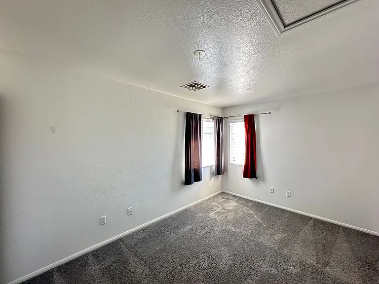 925 Ortega Hill Ln — Photo 11