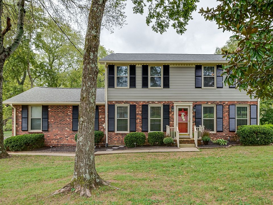 1st image of 186 Berrywood Dr