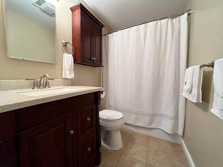 1011 Laconia Rd #4 — Photo 12