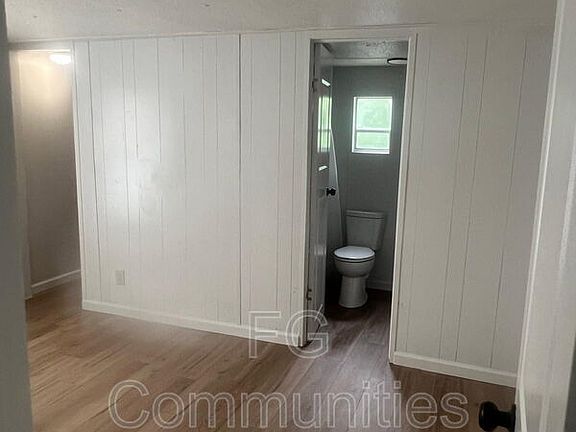2nd image of 304 Coleman Rd