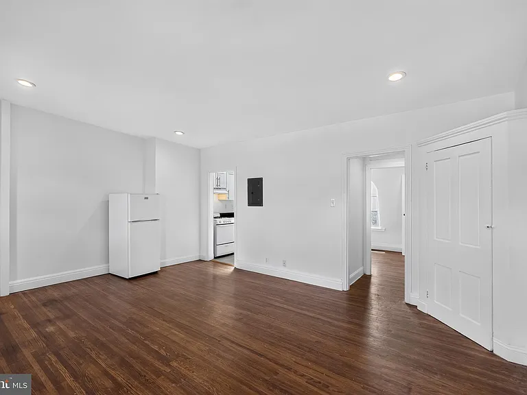 2124 Spruce St #4F — Photo 8