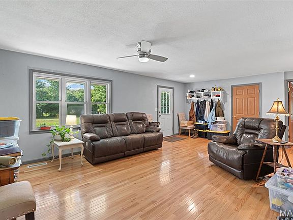 5th image of 5 Nailbender Ln