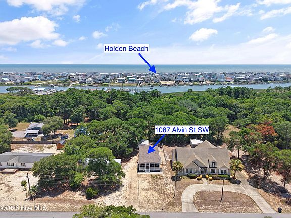 4th image of 1087 Alvin Street SW