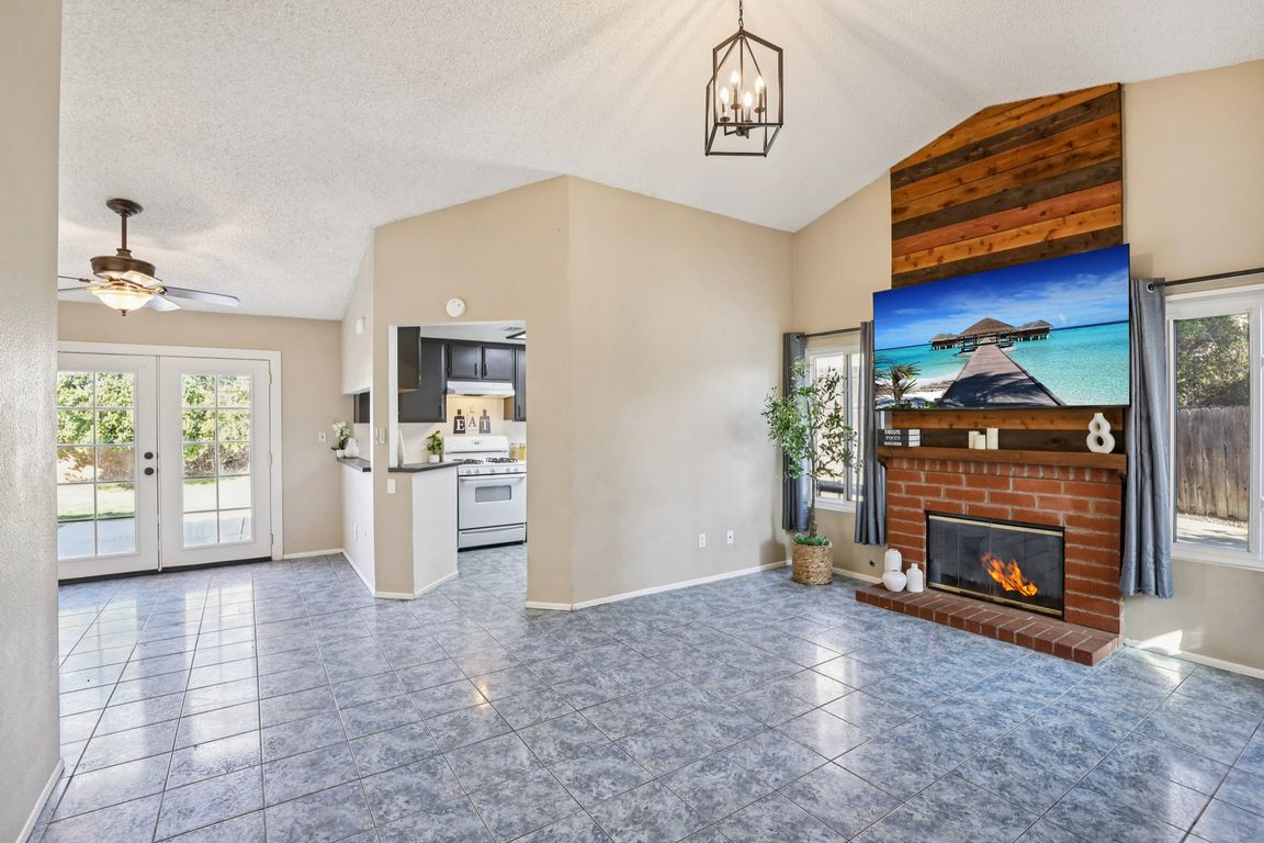 next background image