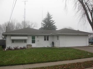304 Lynn St, Watertown, WI 53098