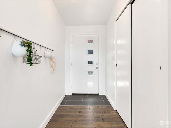 5th image of 16618 SE 45th Street