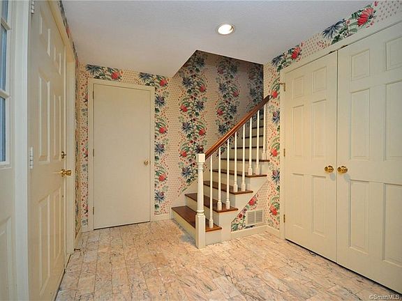 2nd image of 18 South Mill Dr #18