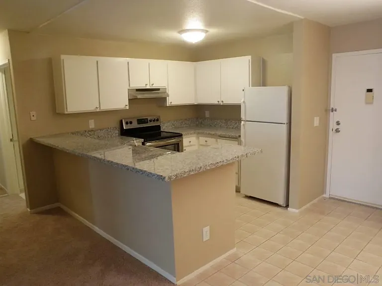 6255 Mission Blvd — Photo 3