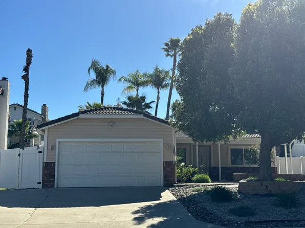 29308 Longhorn Dr, Canyon Lake, CA 92587