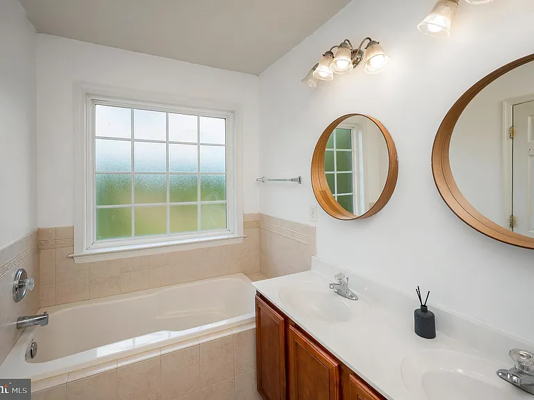 104 Stingray Ct — Photo 20