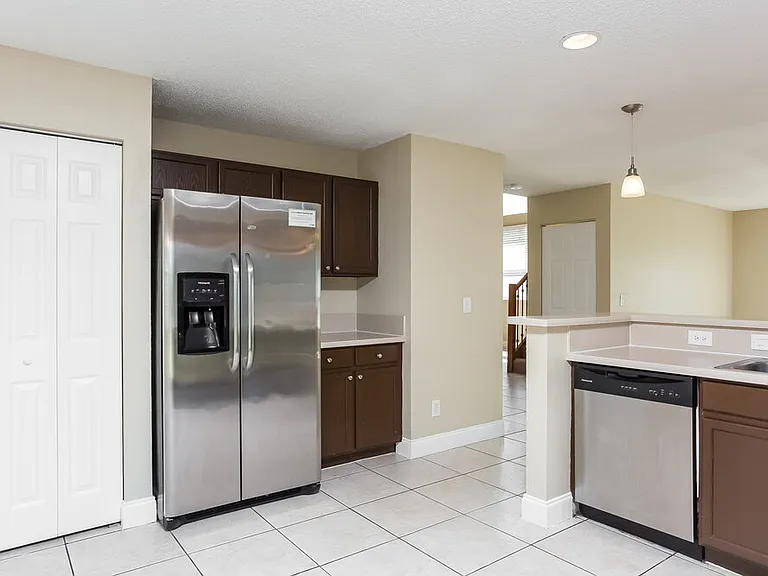 2314 SW 135th Ave — Photo 6