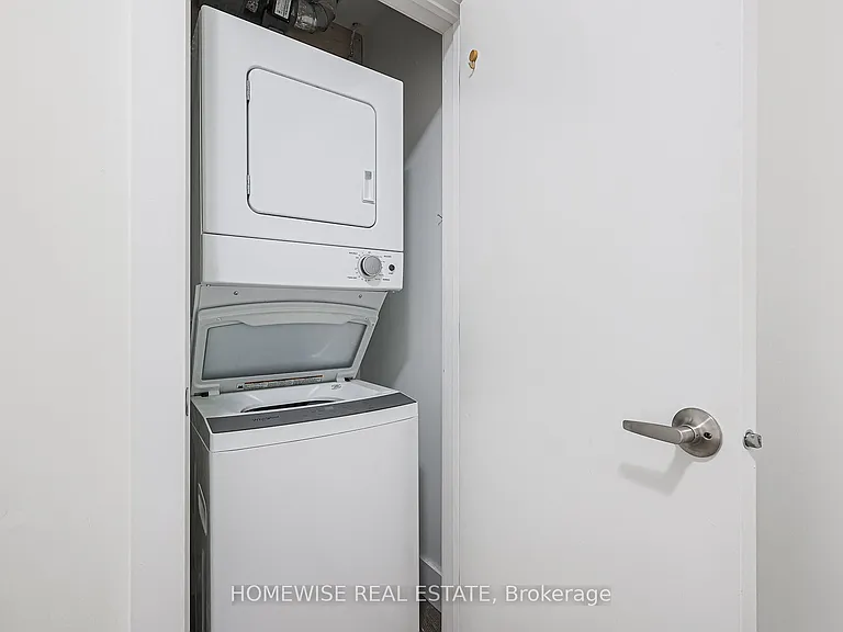 3020 Dundas St W #204 — Photo 22