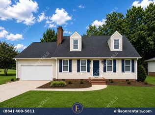 310 Waterbury Ct, Simpsonville, SC 29680