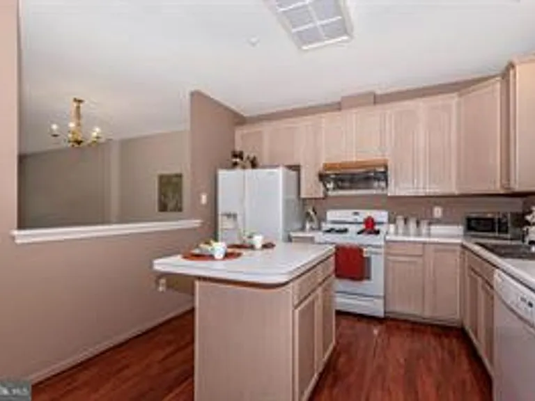 13118 Shamrock Glen Dr — Photo 15