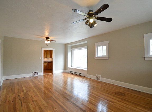 3rd image of 293 12th St