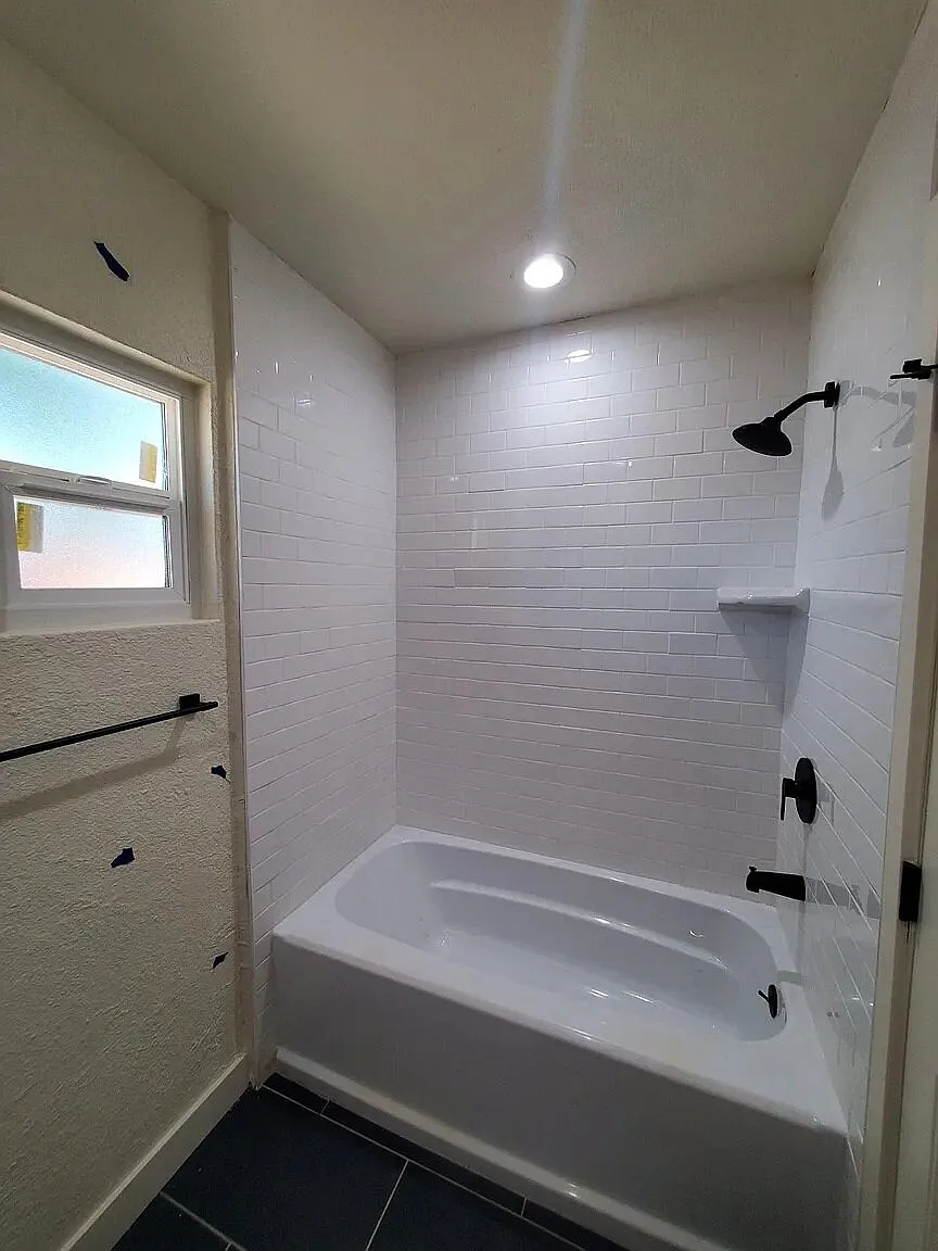1 bed, 1.0 bath, 484 sqft, $1,195 — Photo 3