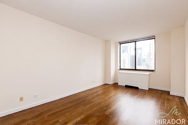 Rented by Mirador Real Estate | media 12