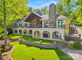 16 Sunrise Point Ct, Clover, SC 29710