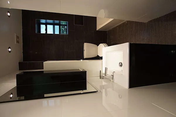 Rented by Lofts and Flats LLC | media 9