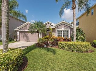 14983 Savannah Dr, Naples, FL 34119