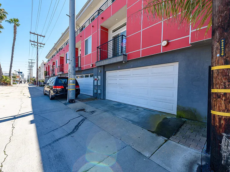 4221 Idaho St — Photo 52